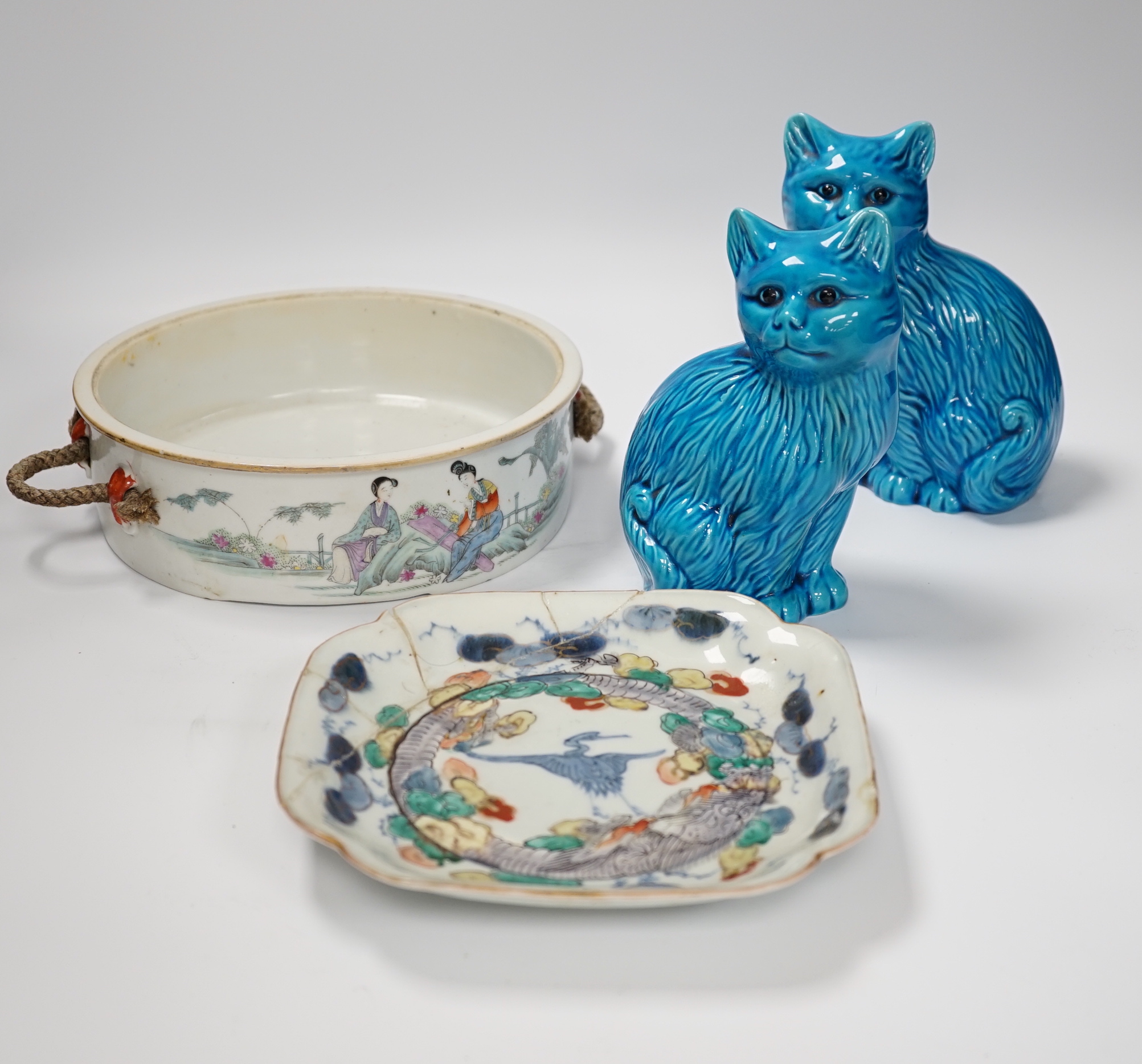 A Chinese Famille rose dish, a Japanese plate and a pair of Chinese cats in turquoise, cats 16cm